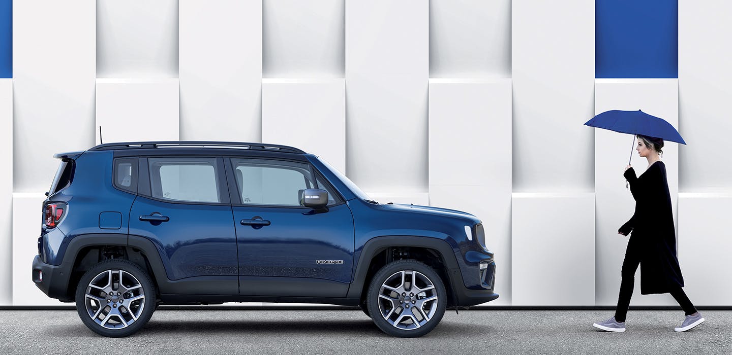 Jeep Renegade 4xe - side