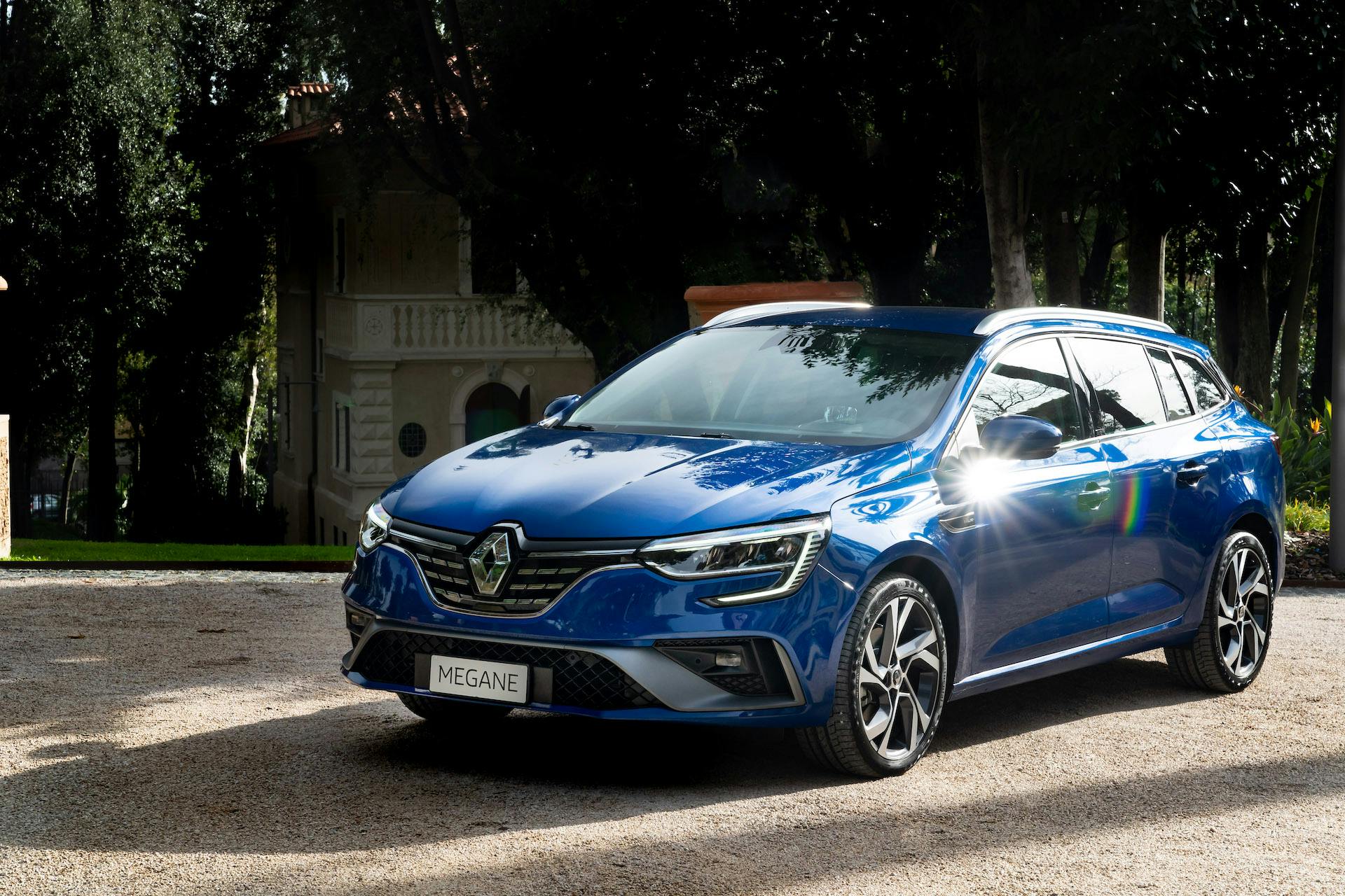 Prova nuova Renault Megane ibrida