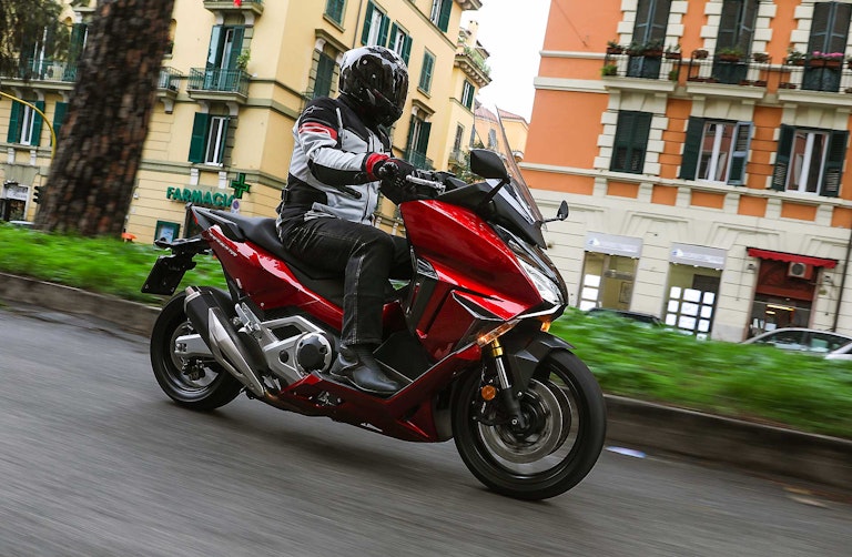 Honda Forza 750 2021