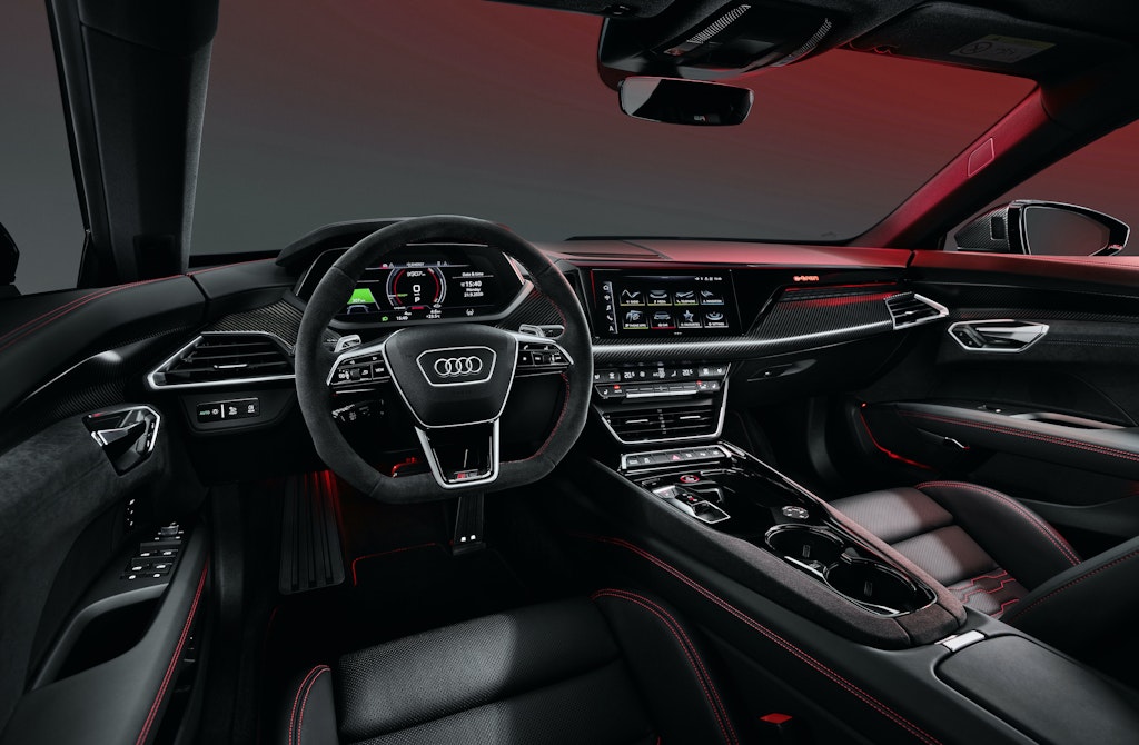 Audi RS e-tron GT VS Porsche Taycan VS Tesla Model S