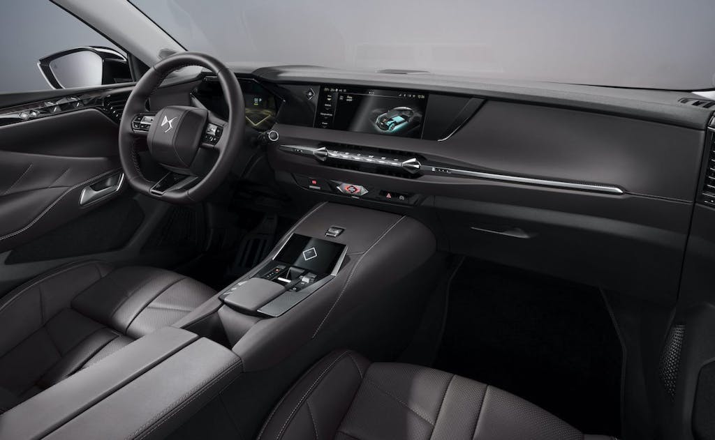 DS4 2021 vs BMW Serie 1 vs Audi A3 vs Mercedes Classe A