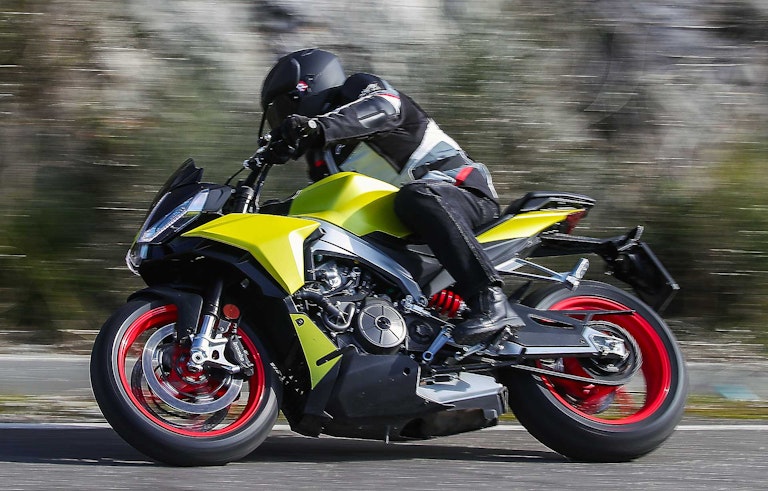 Aprilia Tuono 660