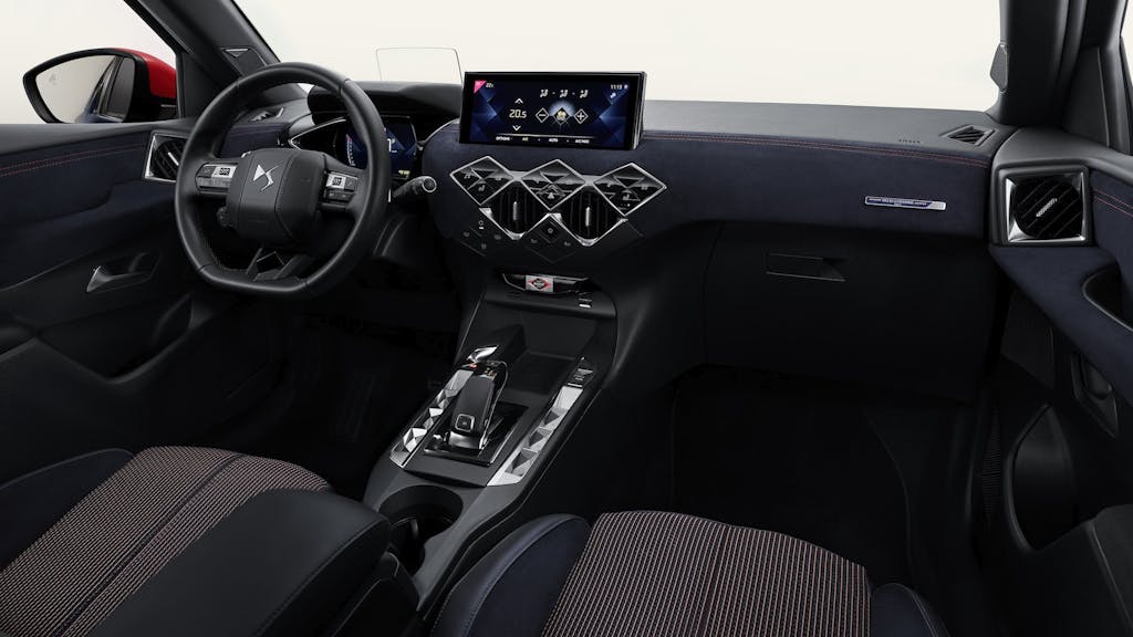 DS3-ines-frassange-interni-abitacolo