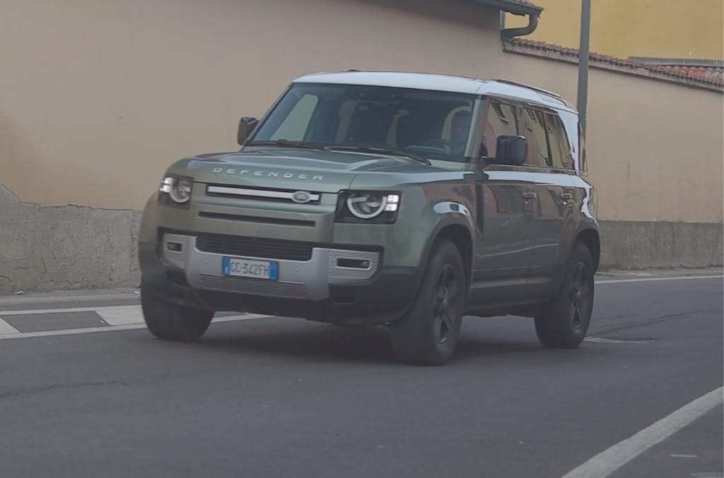 Land Rover Defender nuovo VS vecchio