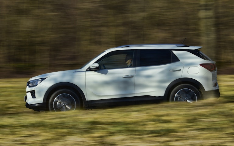 Ssangyong Korando bianca, movimento su strada