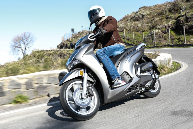 Honda SH350i 2021 migliori scooter 300-350-400