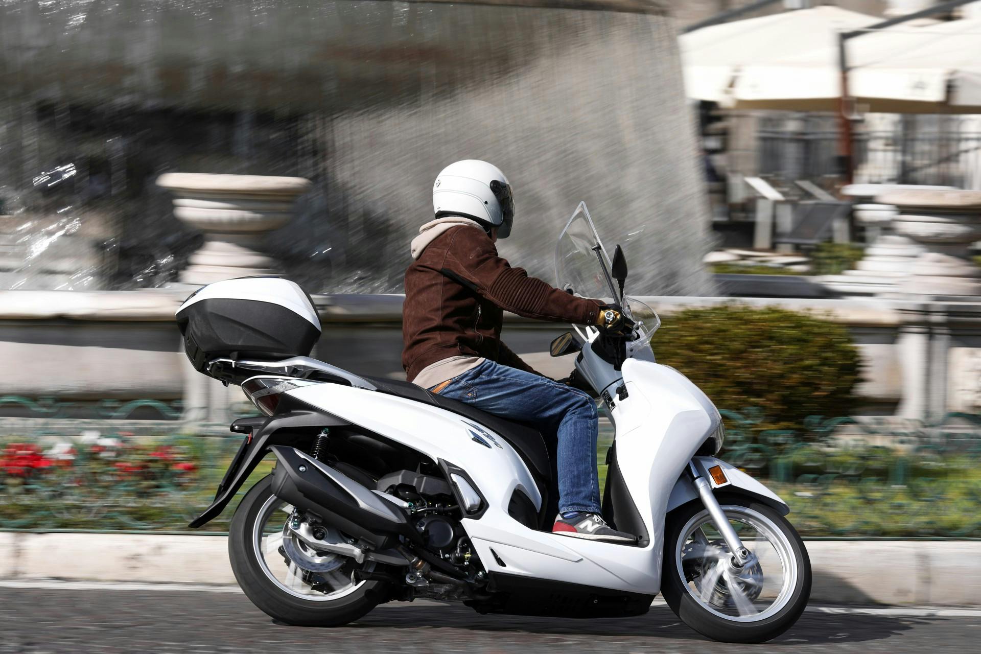 Honda SH350i -Novità moto 2021