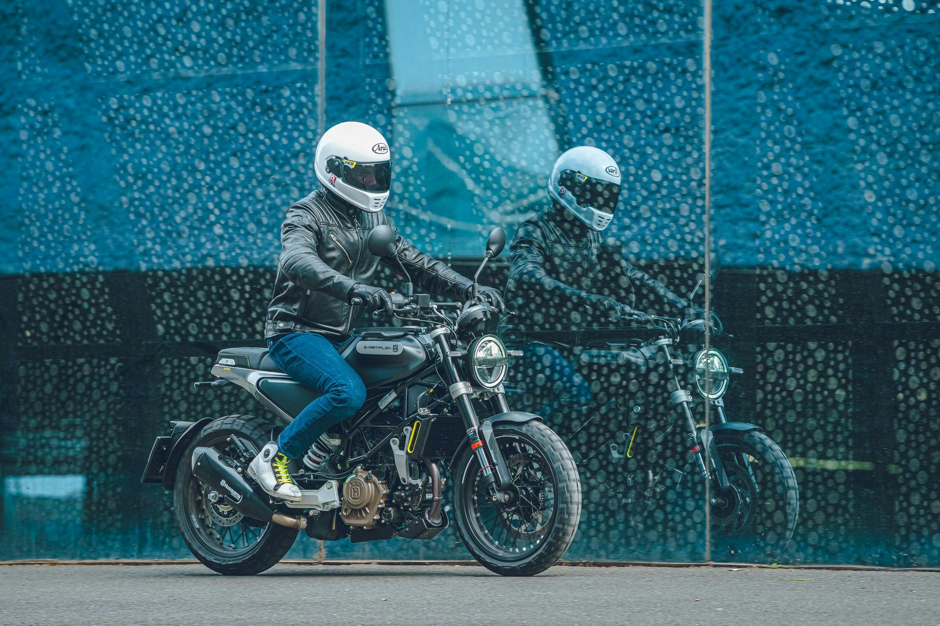 Husqvarna Svartpilen 125