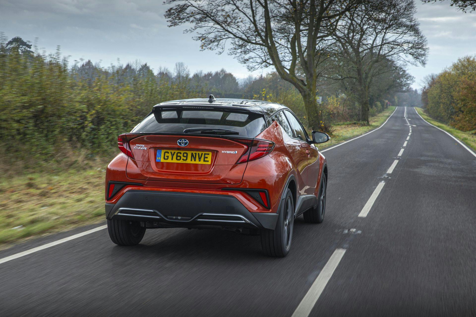 Toyota-C-HR - tre quarti posteriore