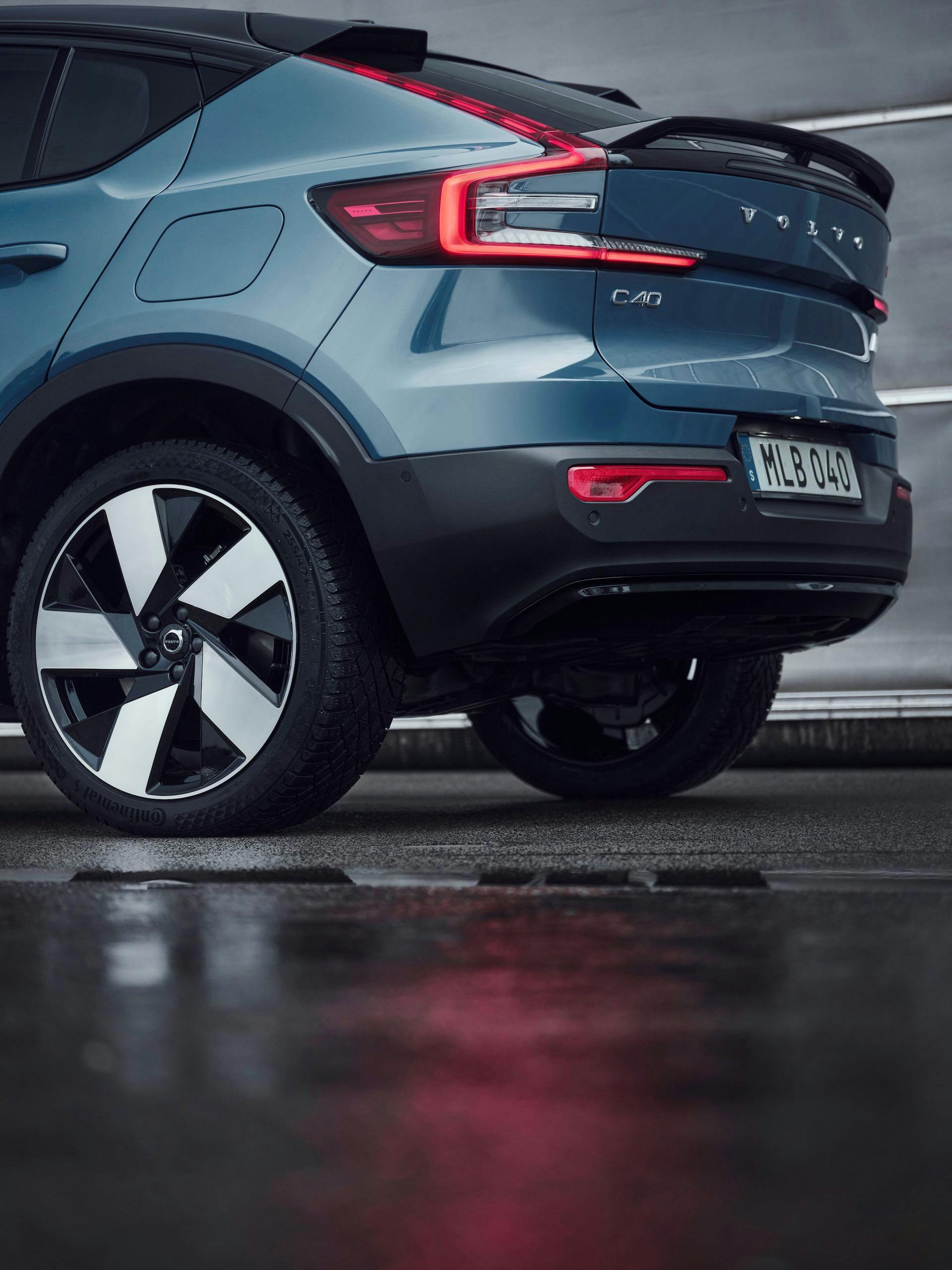Volvo C40 Recharge - rear