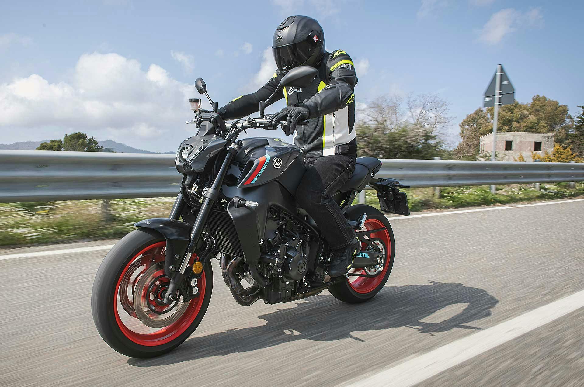 Yamaha MT-09 2021