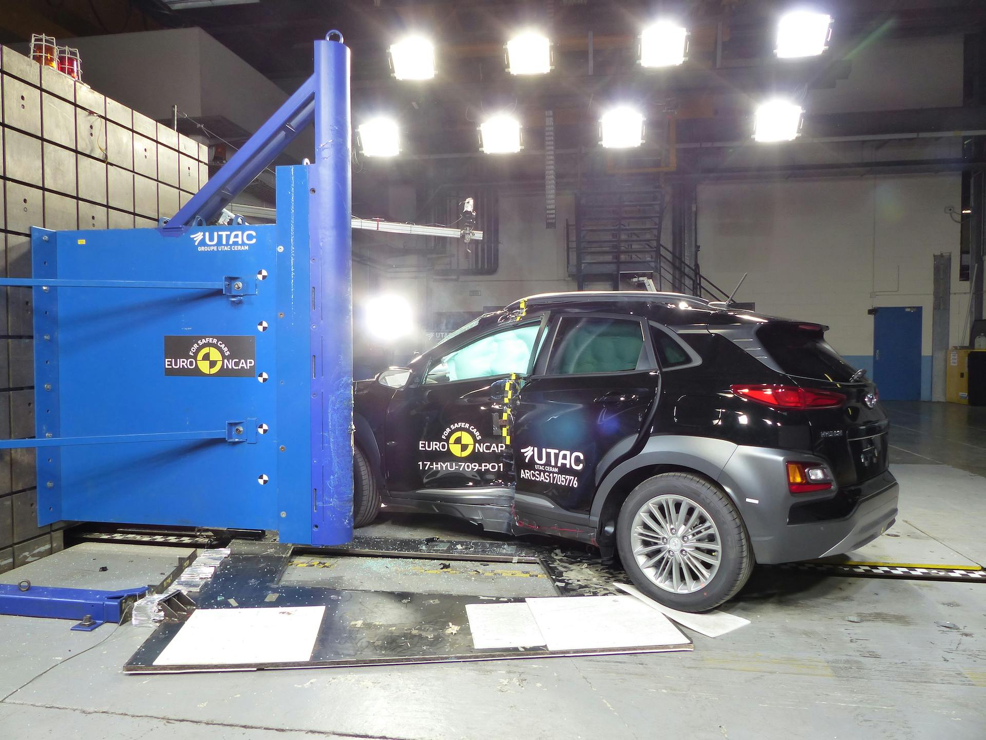 hyundai kona restyling crash test