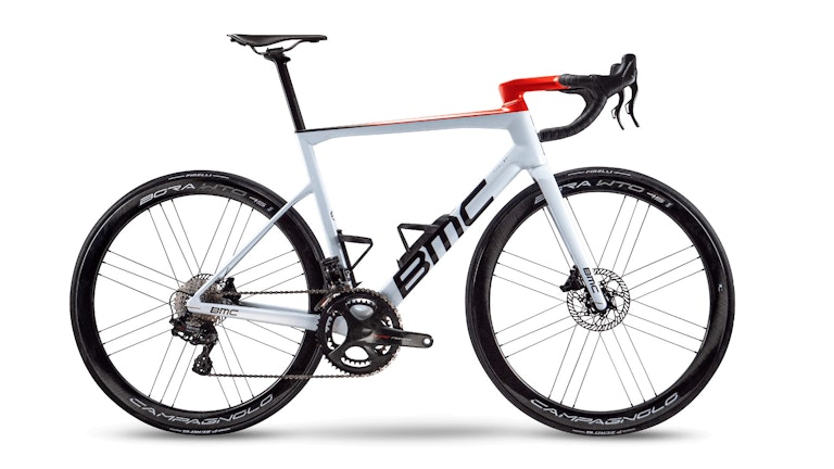 BMC Teammachine AG2R team replica foto in studio