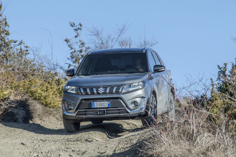 test Suzuki VITARA HYBRID 4x4 aut