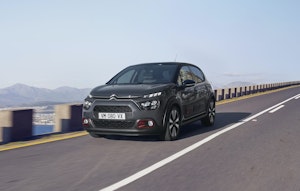 toyota yaris vs citroen c3