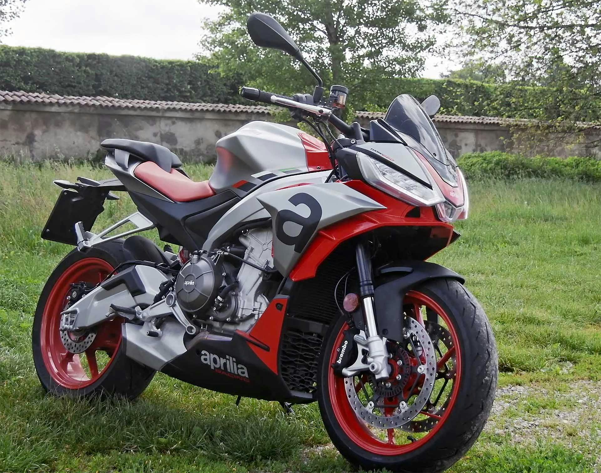 Aprilia Tuono 660