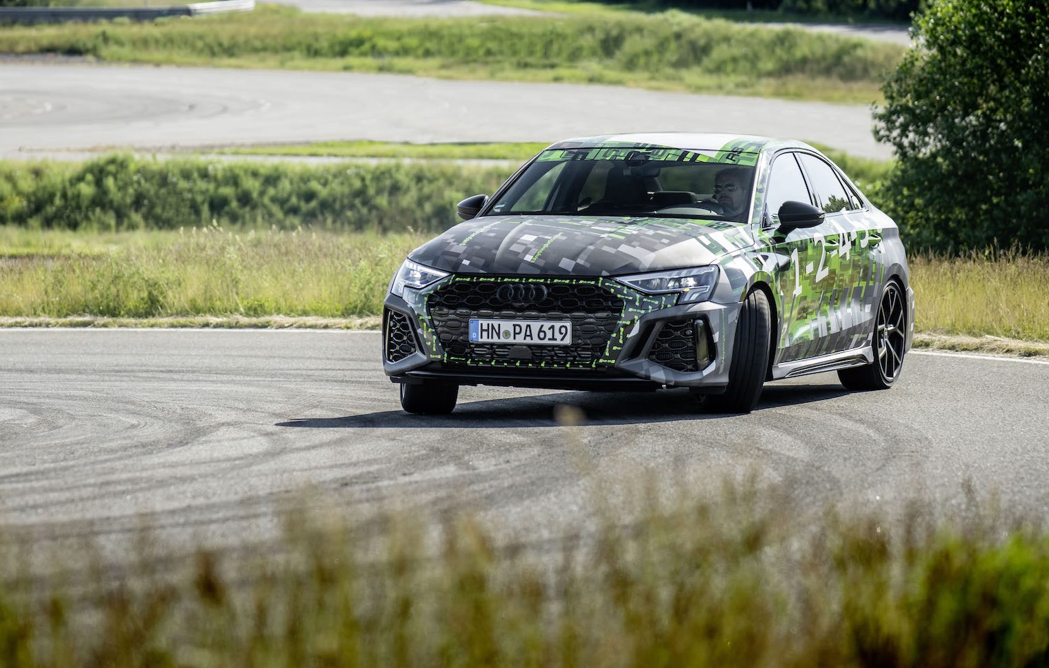 nuova Audi RS 3 drifting