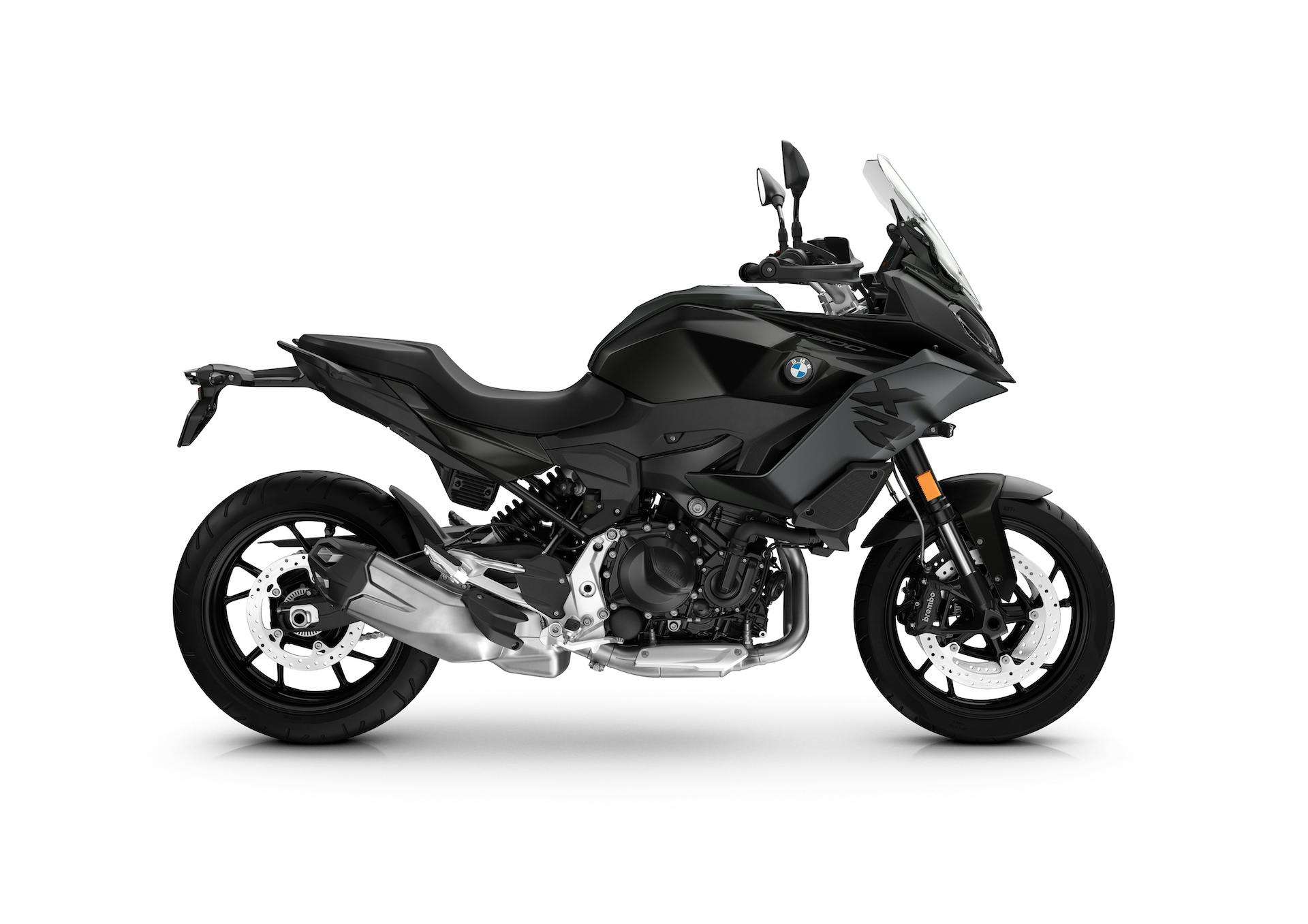 BMW F 900 XR Triple Black - Novità BMW Motorrad 2022