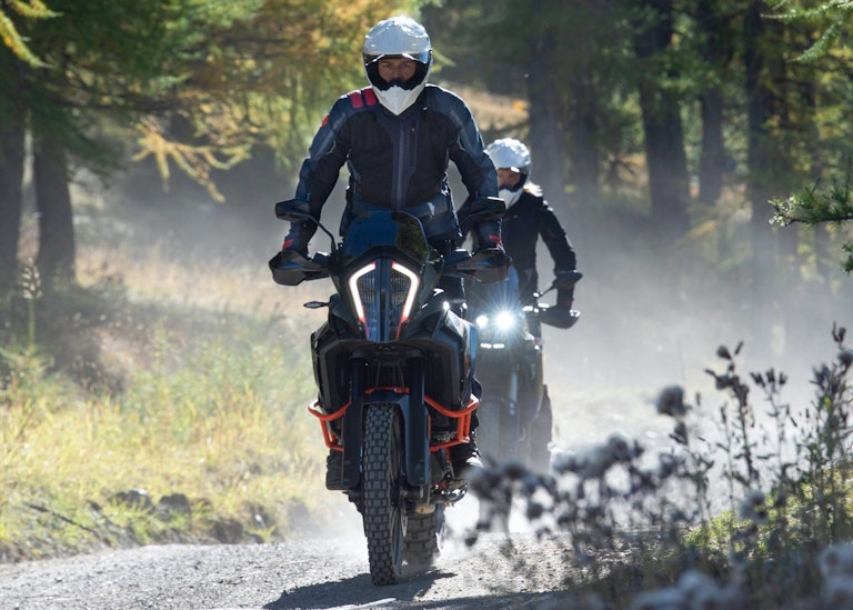 Tucano Urbano J-FOUR