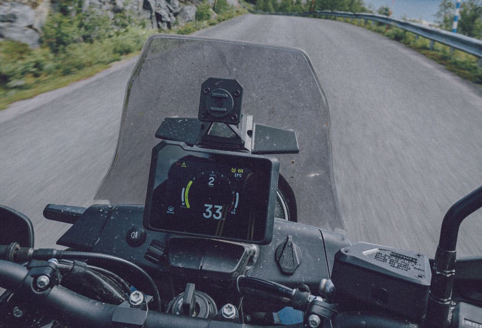 Husqvarna Norden 901 - dettaglio display TFT