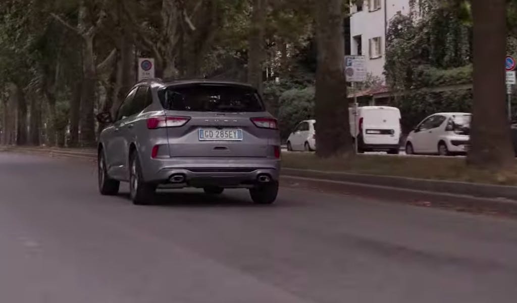 ford kuga vista posteriore