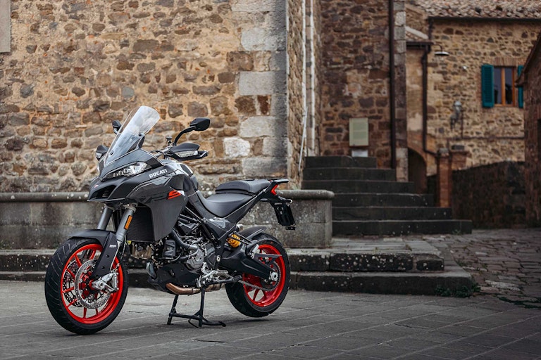 Ducarti Multistrada V2 2022