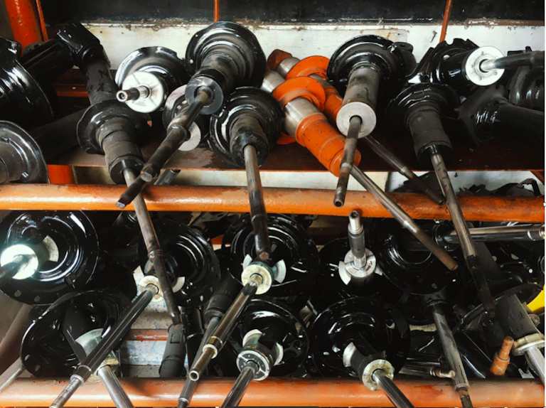 manutenzione auto ammortizzatori