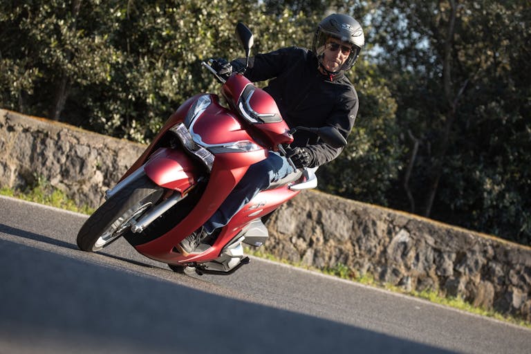 Honda SH350i my 2022 info