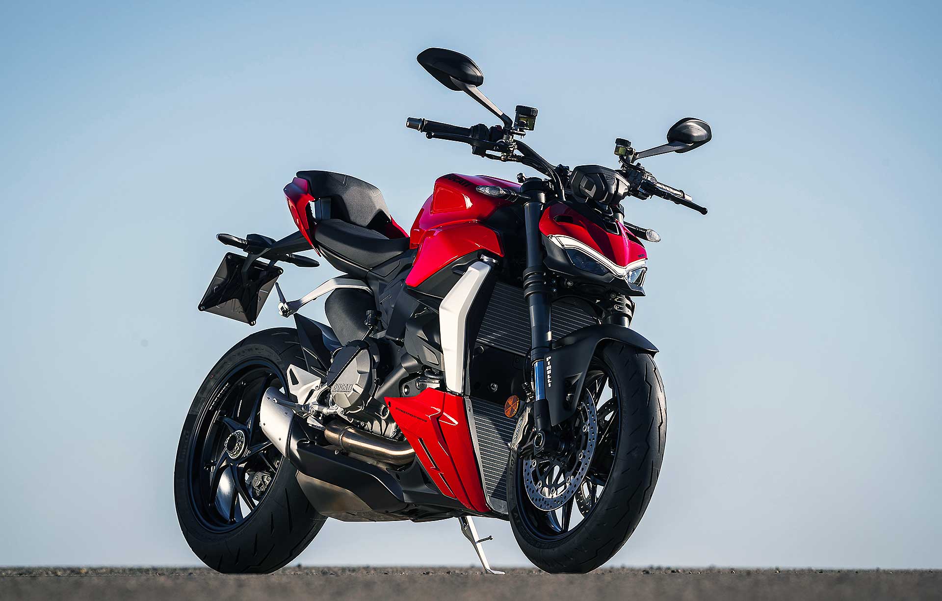 Ducati Streetfighter V2