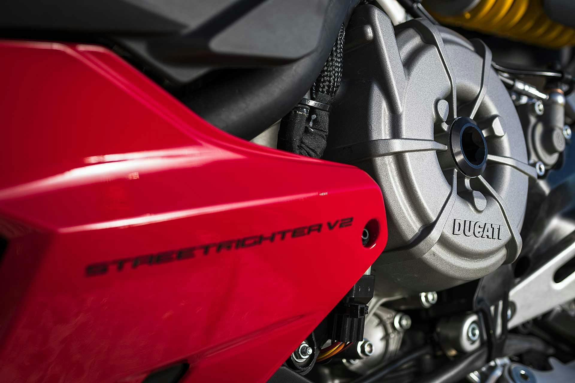 Ducati Streetfighter V2 motore