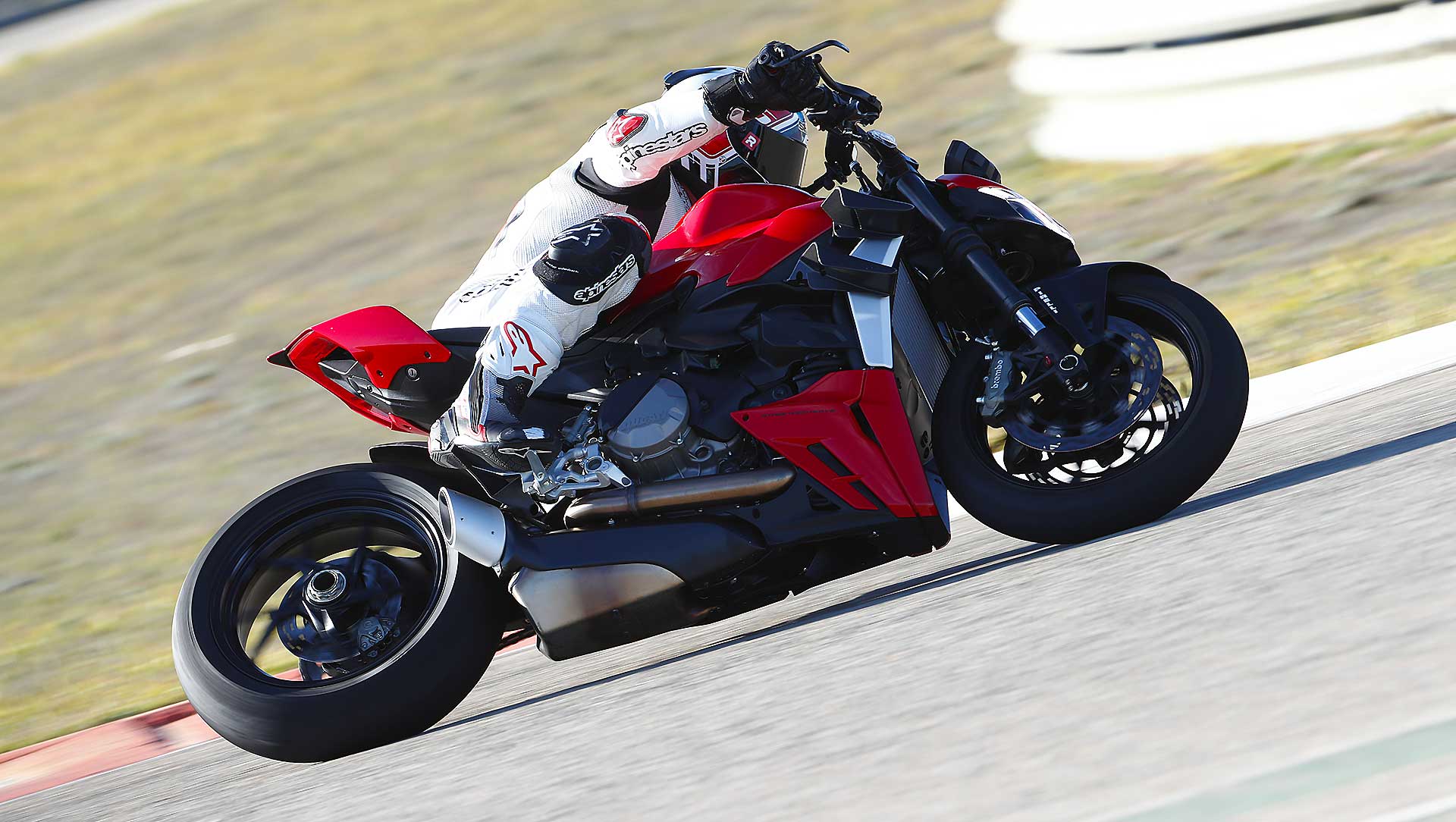 Ducati Streetfighter V2