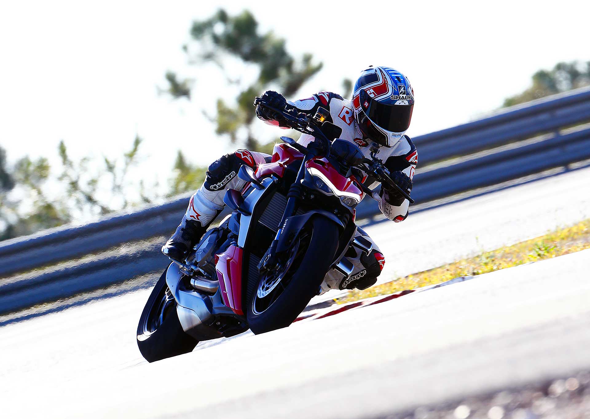 Ducati Streetfighter V2