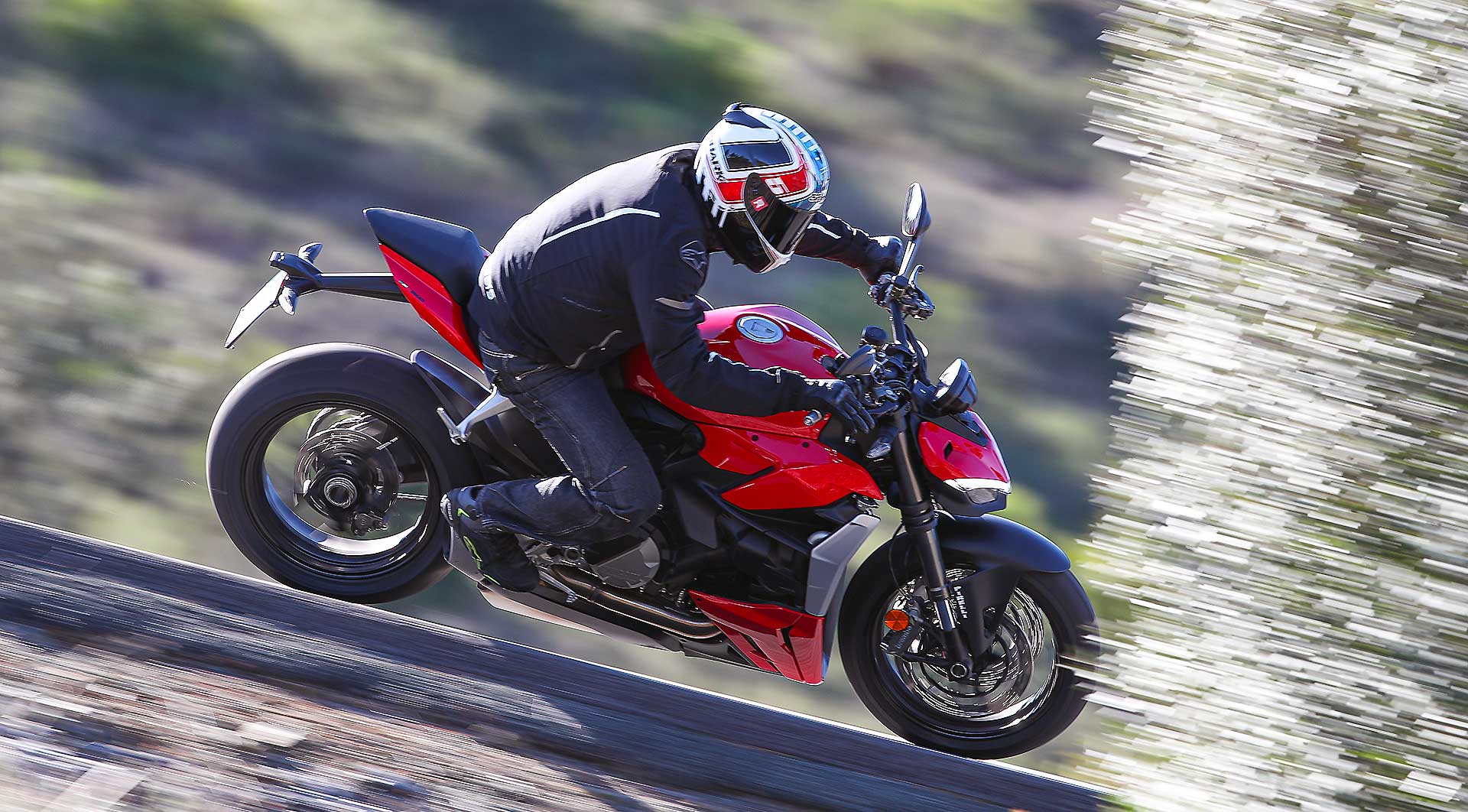 Ducati Streetfighter V2