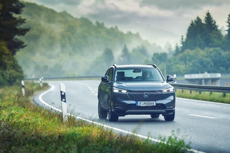 Honda HR-V full hybrid - dinamica tre quarti anteriore