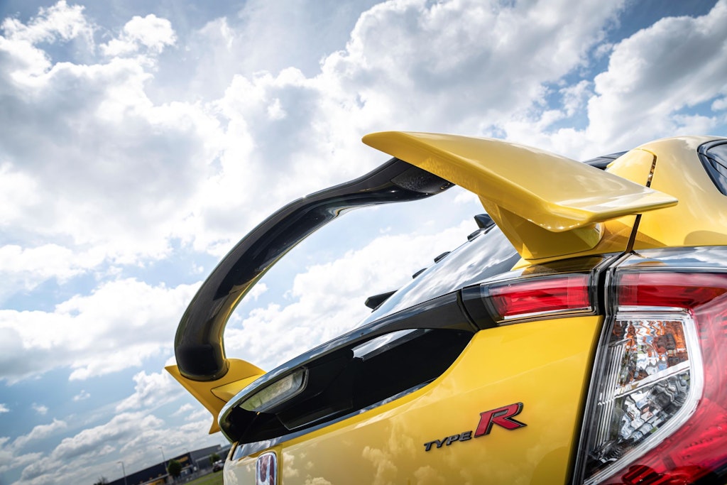 Honda Civic Type R 2020 - dettaglio alettone posteriore