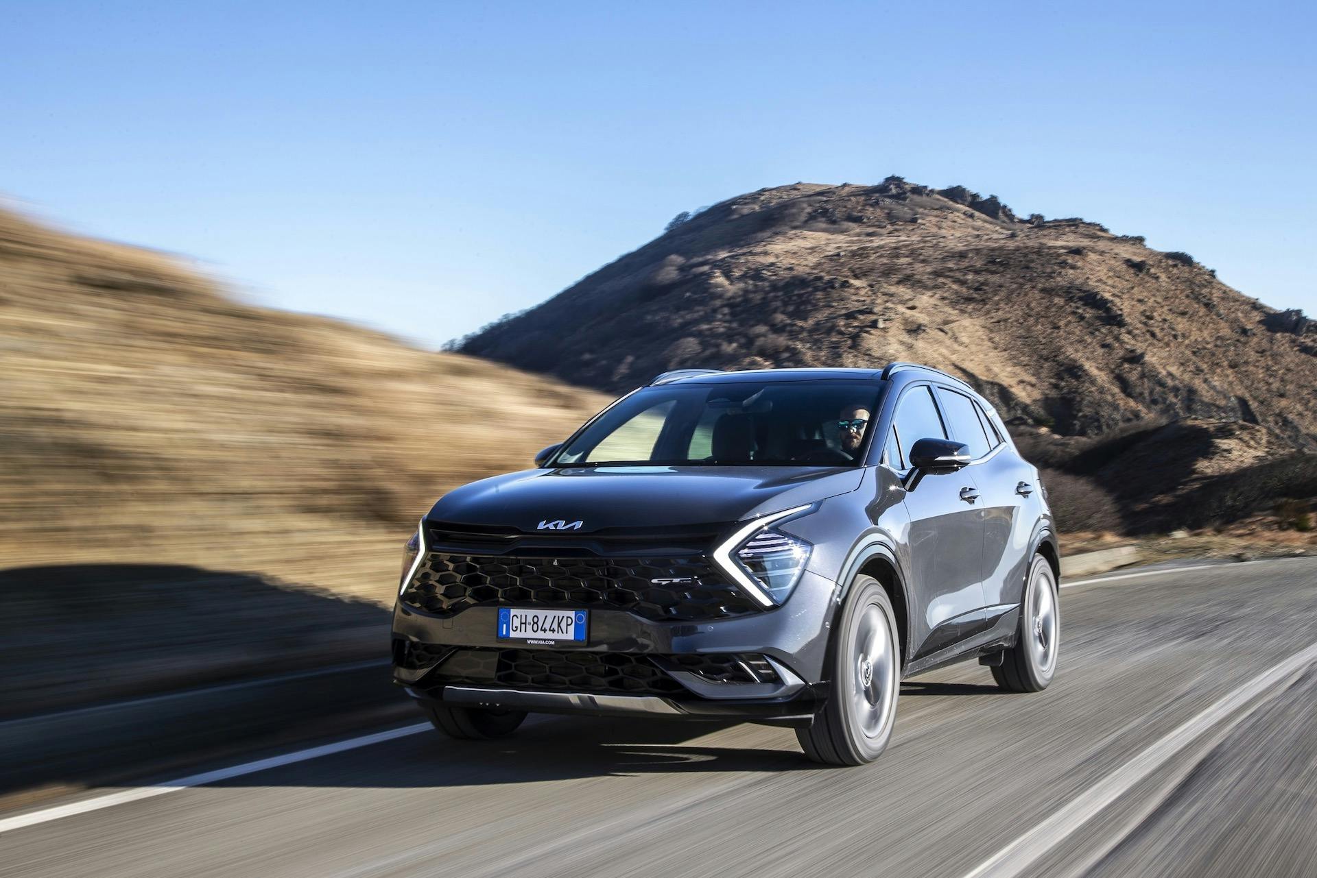 nuova Kia Sportage ibrida test