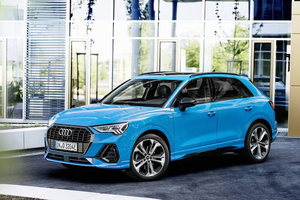 guida SUV ibridi - Audi Q3 45 TFSI e