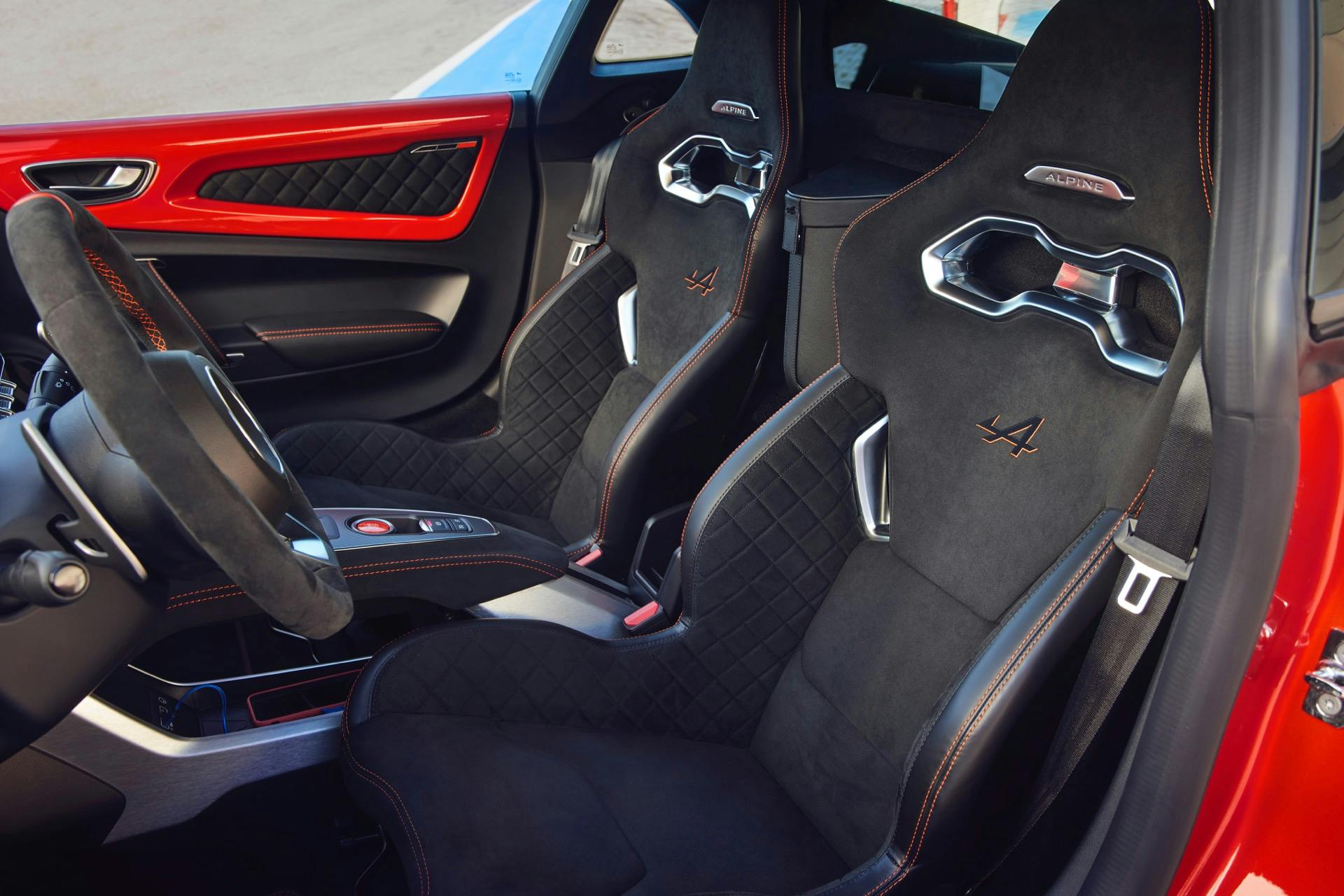 Alpine A110 S interno