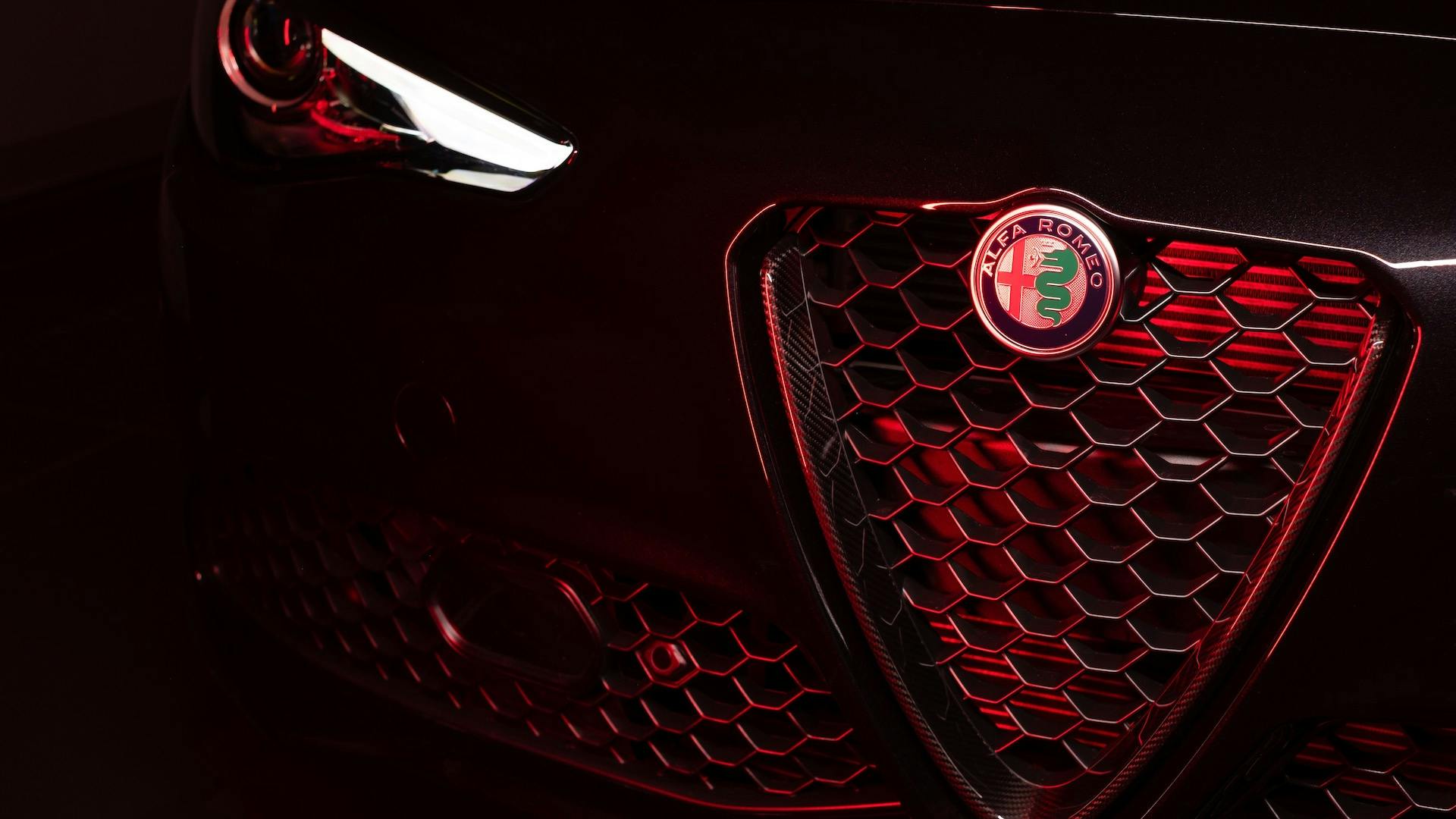 Alfa Romeo ESTREMA, Giulia e Stelvio