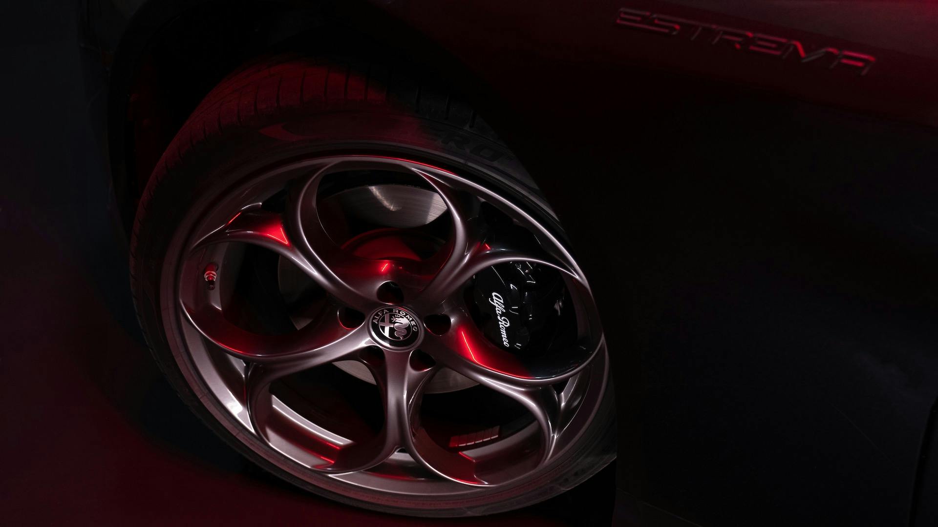 Alfa Romeo ESTREMA, Giulia e Stelvio