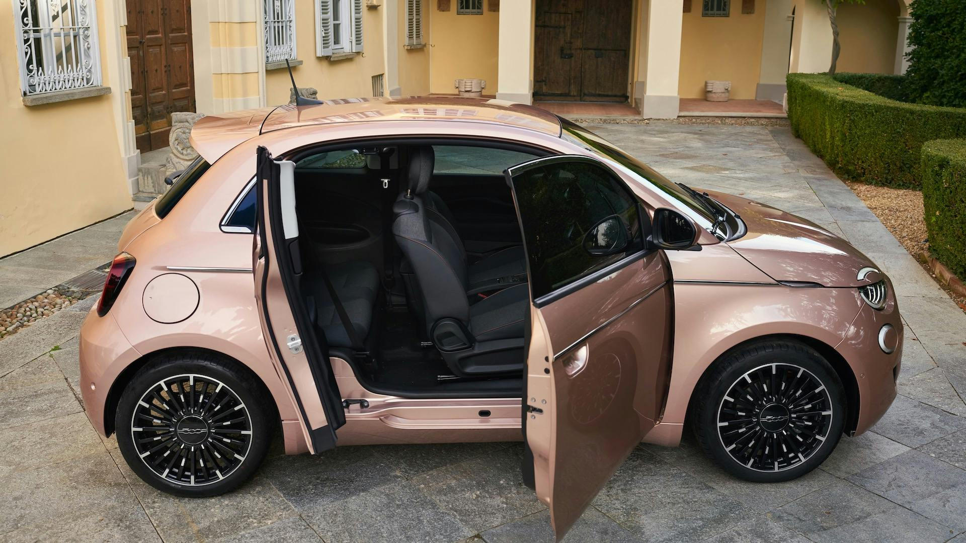 city car elettriche, auto elettriche compatte, Fiat 500