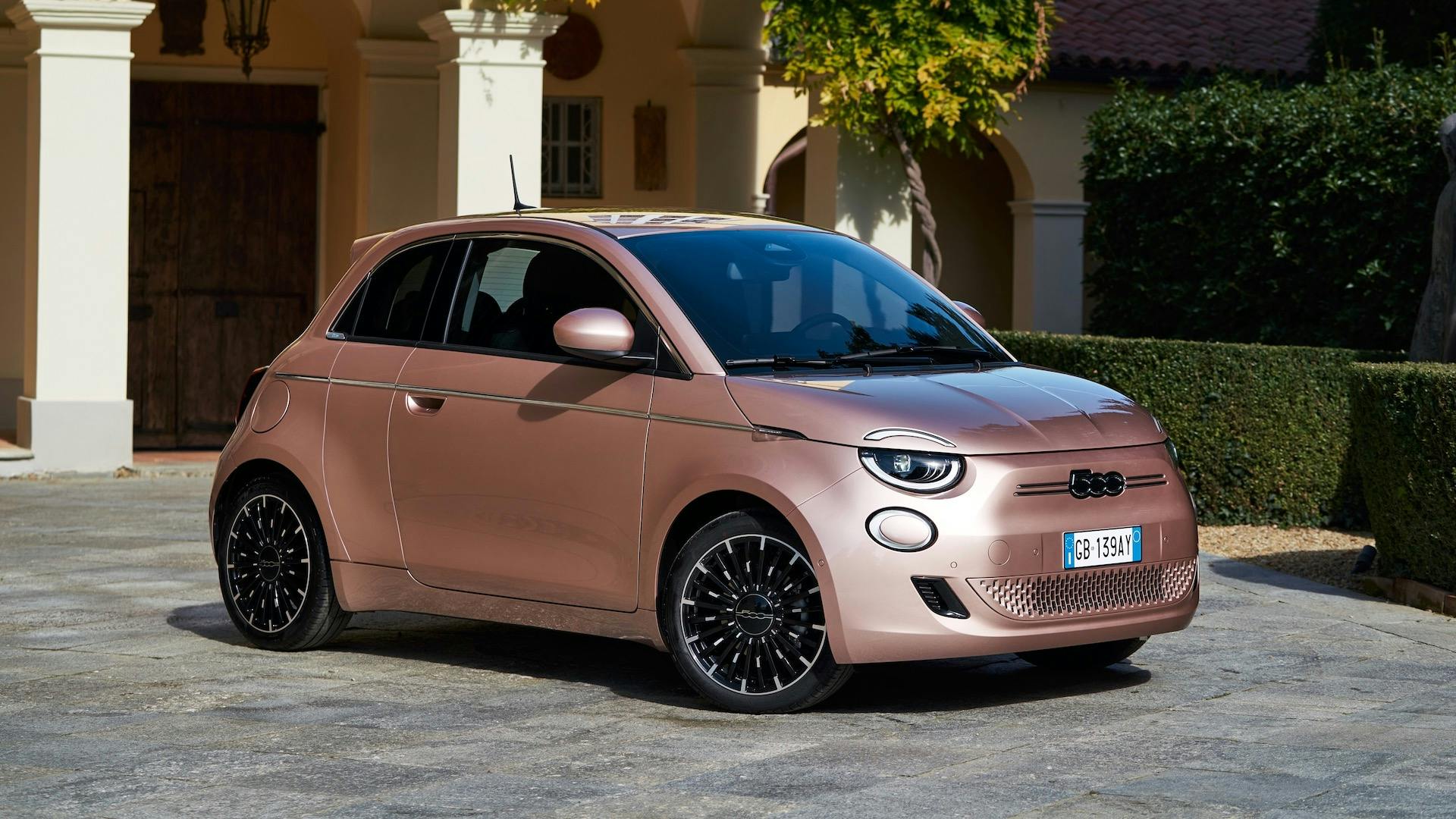 city car elettriche, auto elettriche compatte, Fiat 500