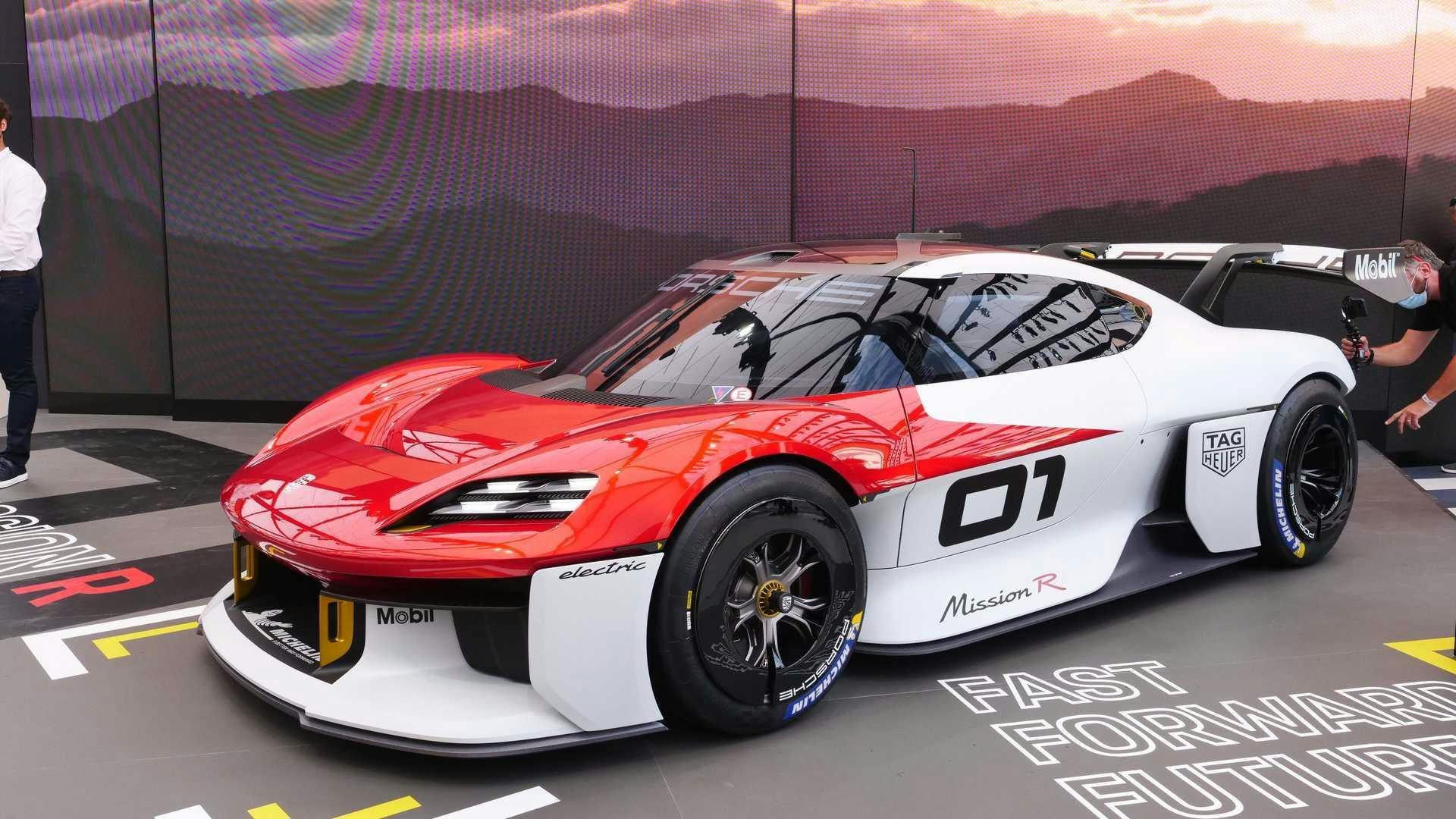 Porsche Mission R 2021
