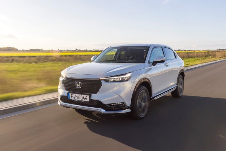 Honda HR-V e:HEV tre quarti posteriore