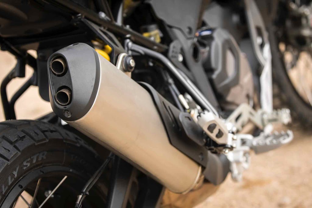 Ducati DesertX scarico