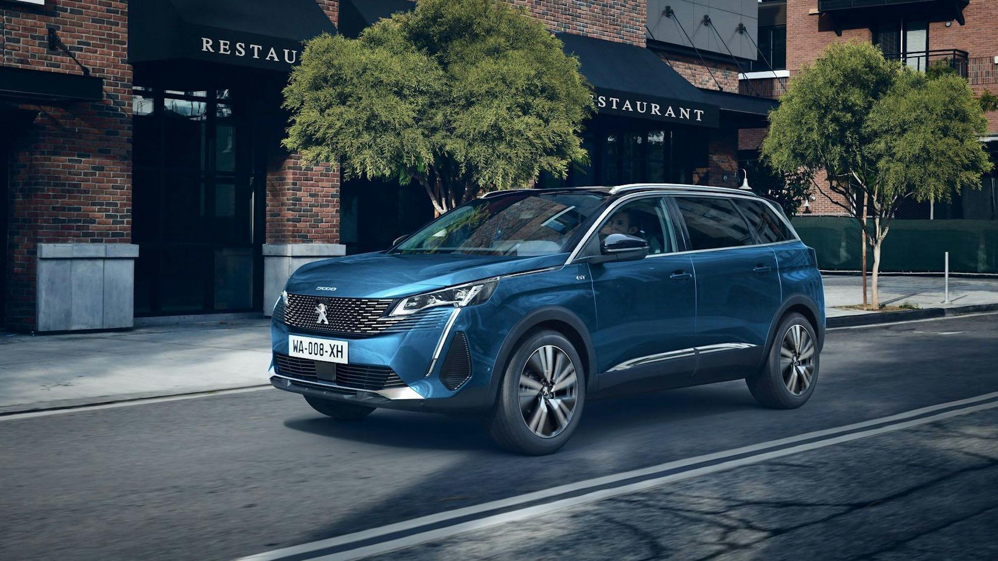 Peugeot 5008, SUV 7 posti