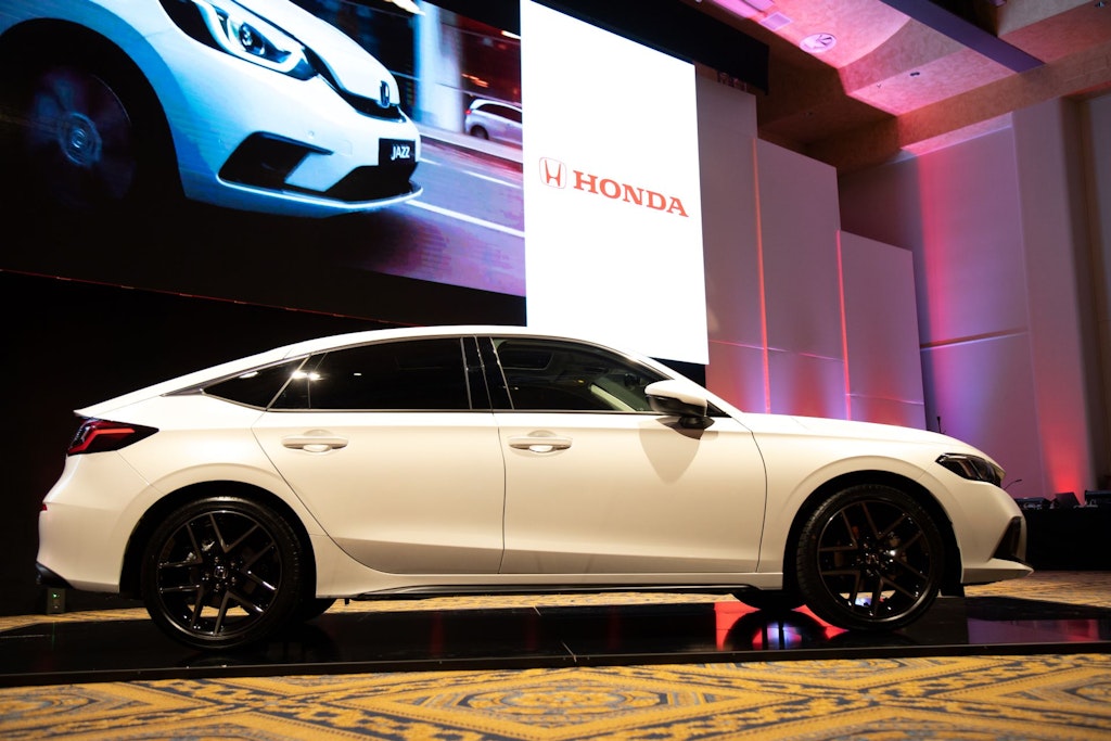 honda-civic-ehev-laterale