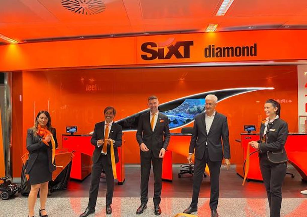 diamond lounge SIXT MXP