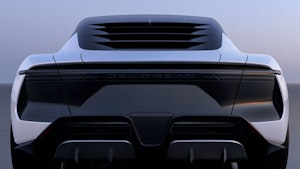 DeLorean Alpha5, 2022. Posteriore e lunotto