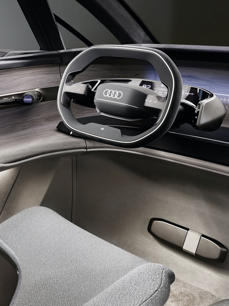 Audi urbansphere - volante e pedaliera